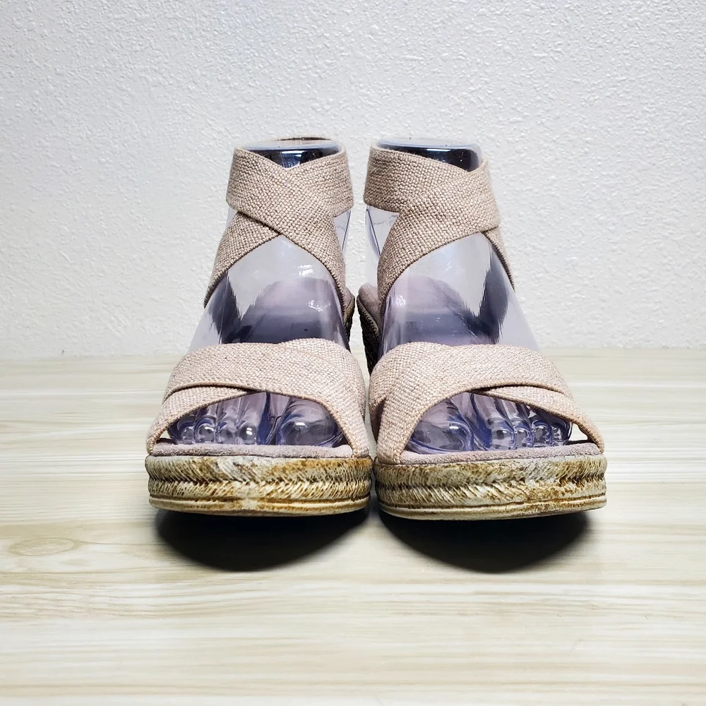 Charleston Beige Espadrille Wedge Sandals Size 8